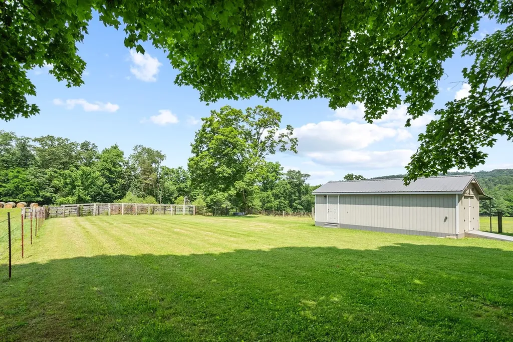 1364 Country Club Road Sparta TN 38583