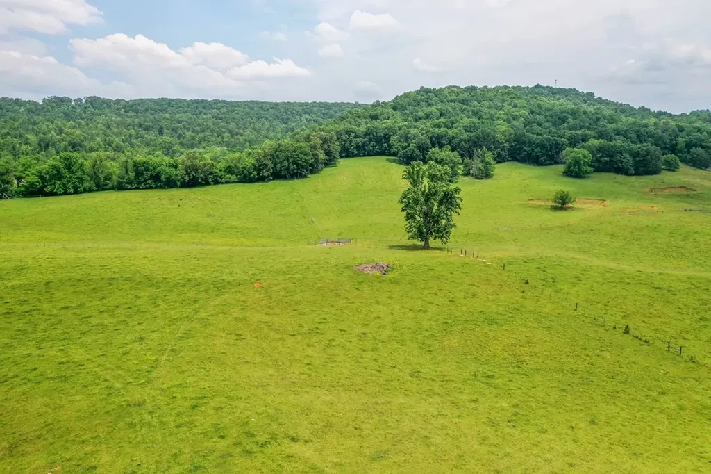 1364 Country Club Road Sparta TN 38583