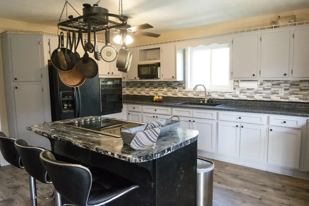 867 Oldfield Drive Gainesboro TN 38562