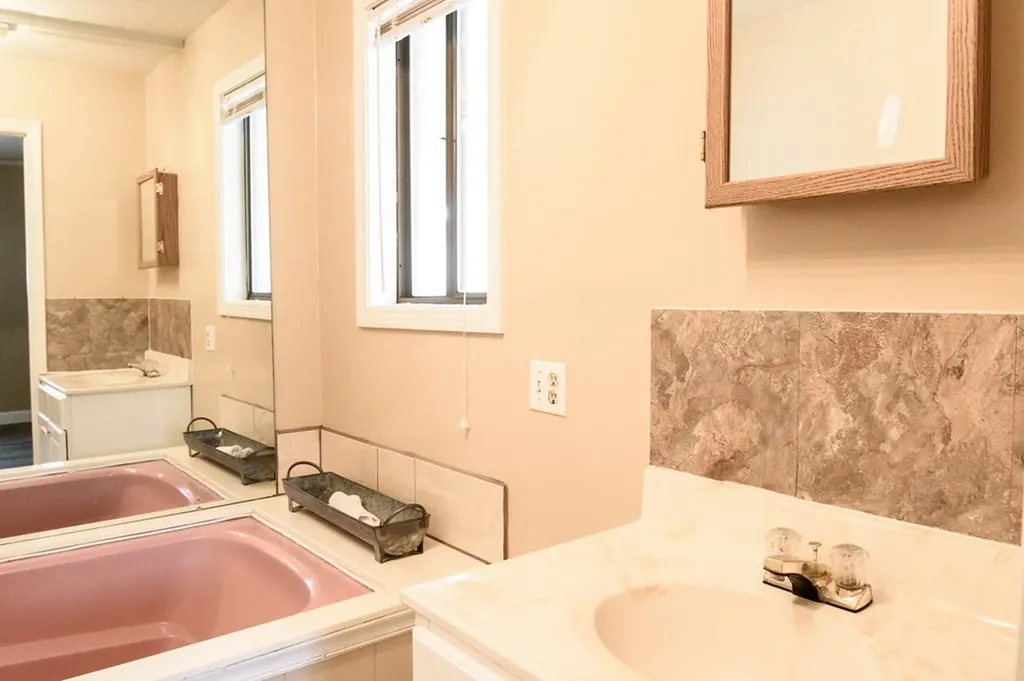 867 Oldfield Drive Gainesboro TN 38562