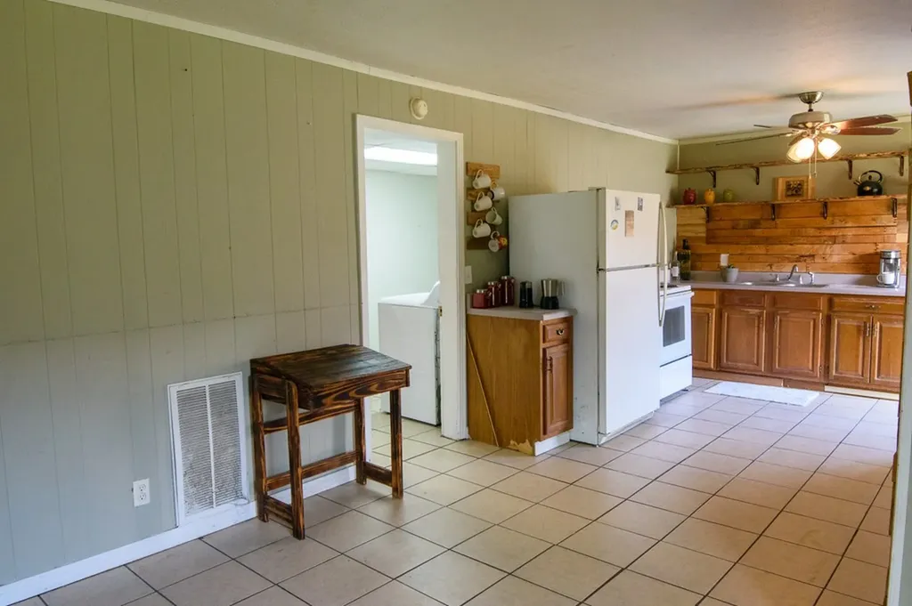 867 Oldfield Drive Gainesboro TN 38562