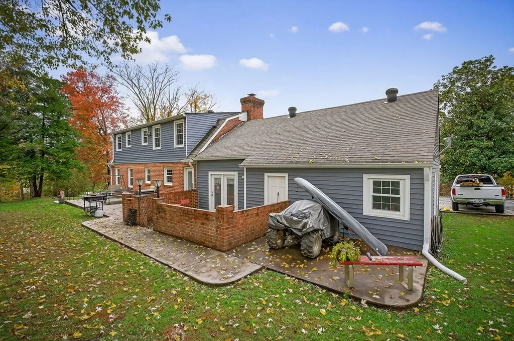 115 Sunset Drive Livingston TN 38570