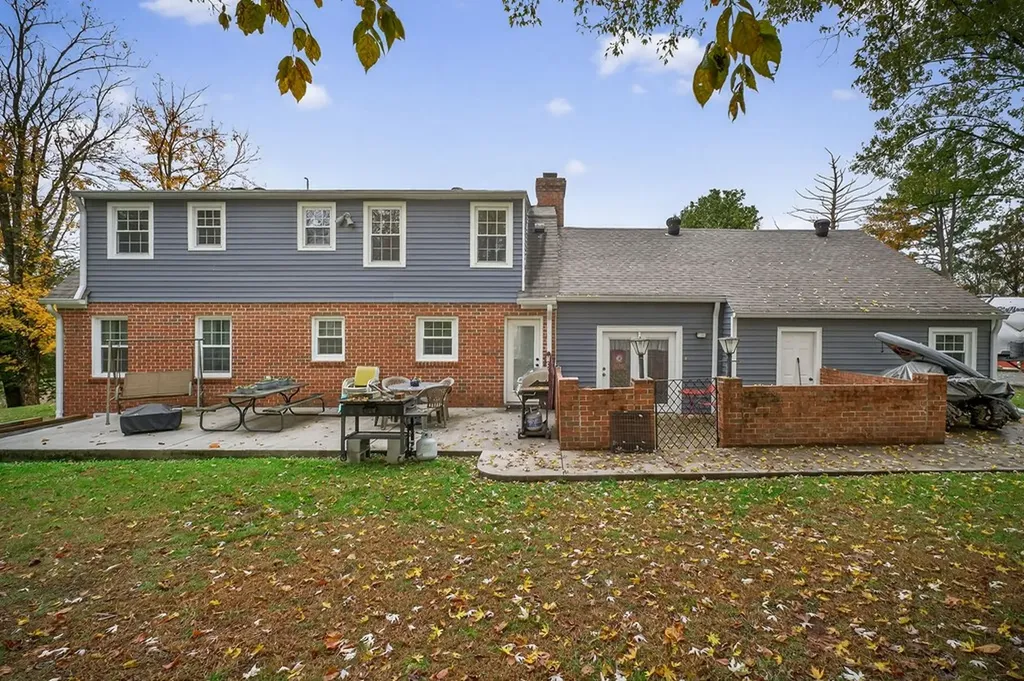 115 Sunset Drive Livingston TN 38570