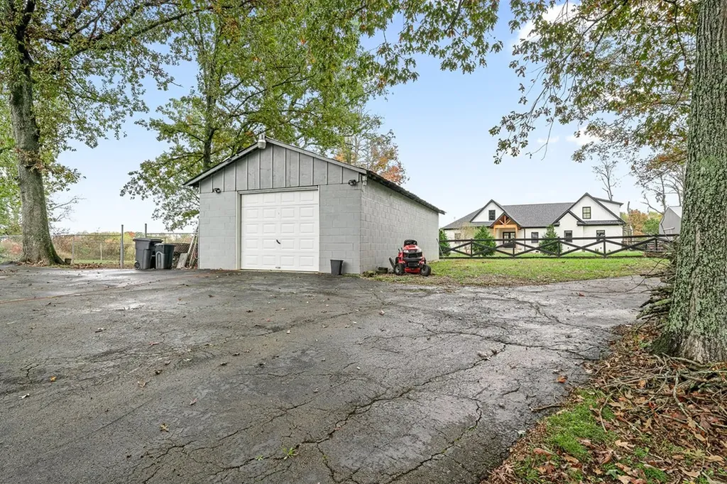 7031 S Smith Chapel Road Cookeville TN 38501