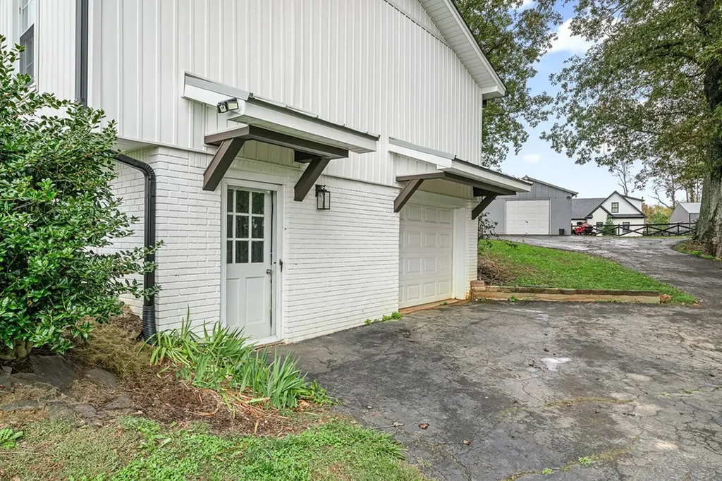 7031 S Smith Chapel Road Cookeville TN 38501