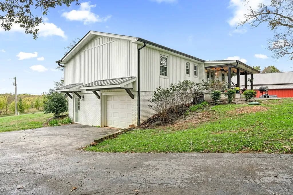 7031 S Smith Chapel Road Cookeville TN 38501