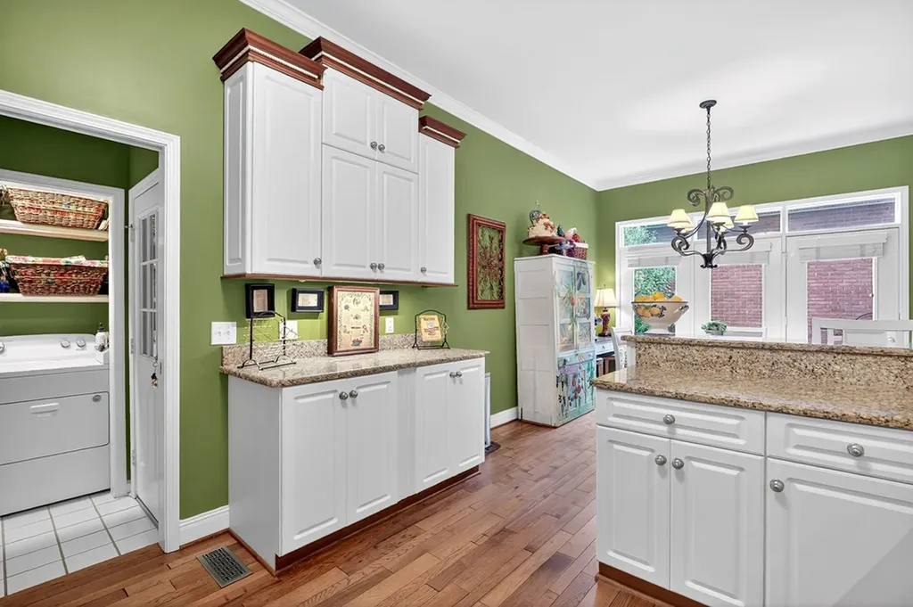 1064 Sugarhill Place Cookeville TN 38501