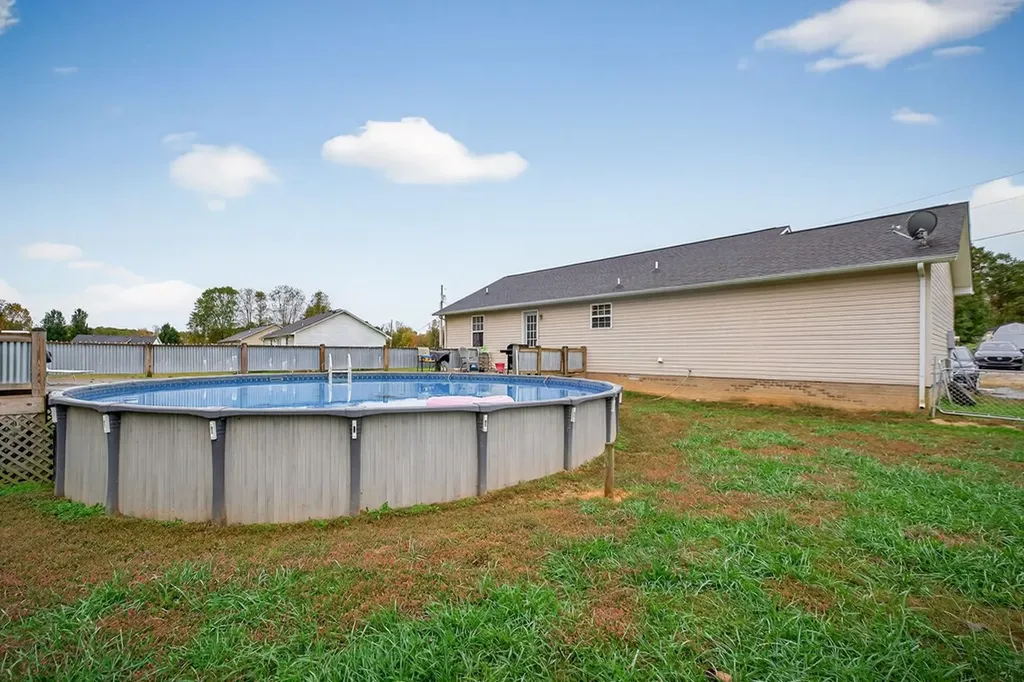 6215 Cheyenne Trail Baxter TN 38544