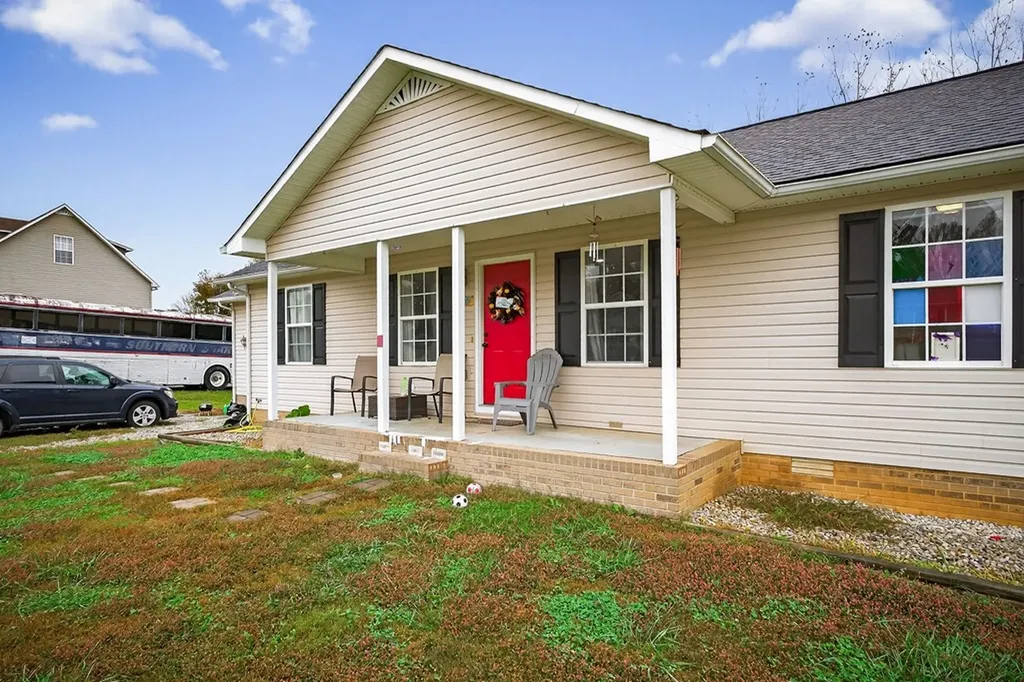 6215 Cheyenne Trail Baxter TN 38544