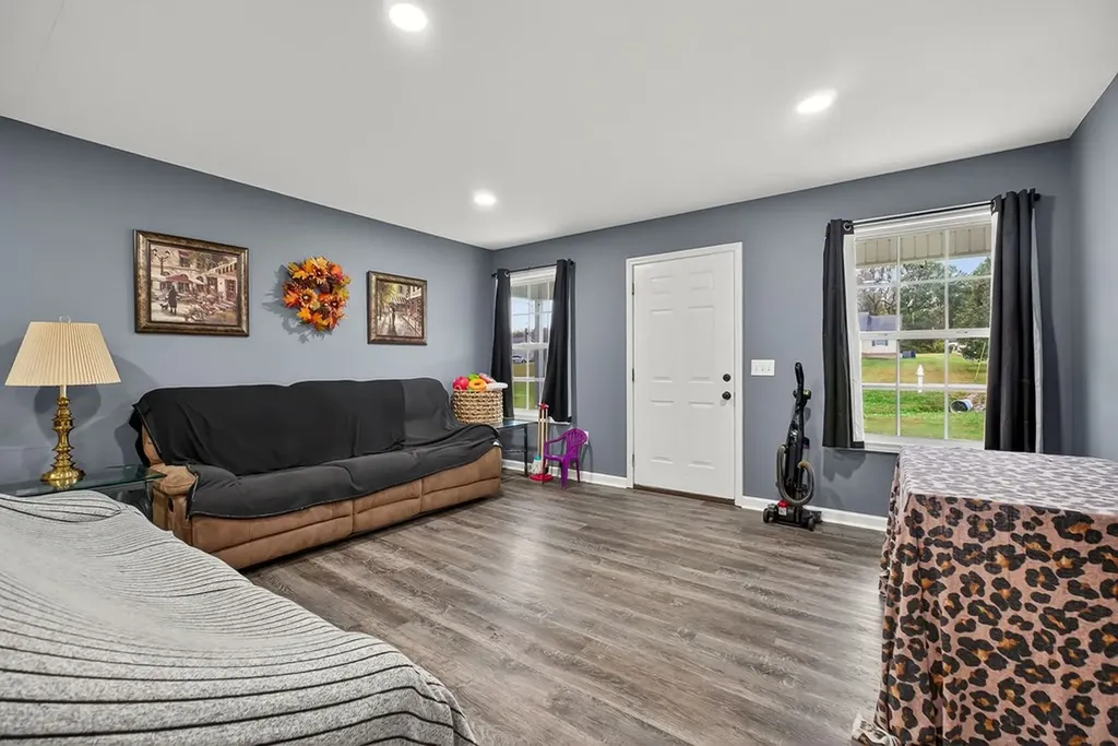 6215 Cheyenne Trail Baxter TN 38544