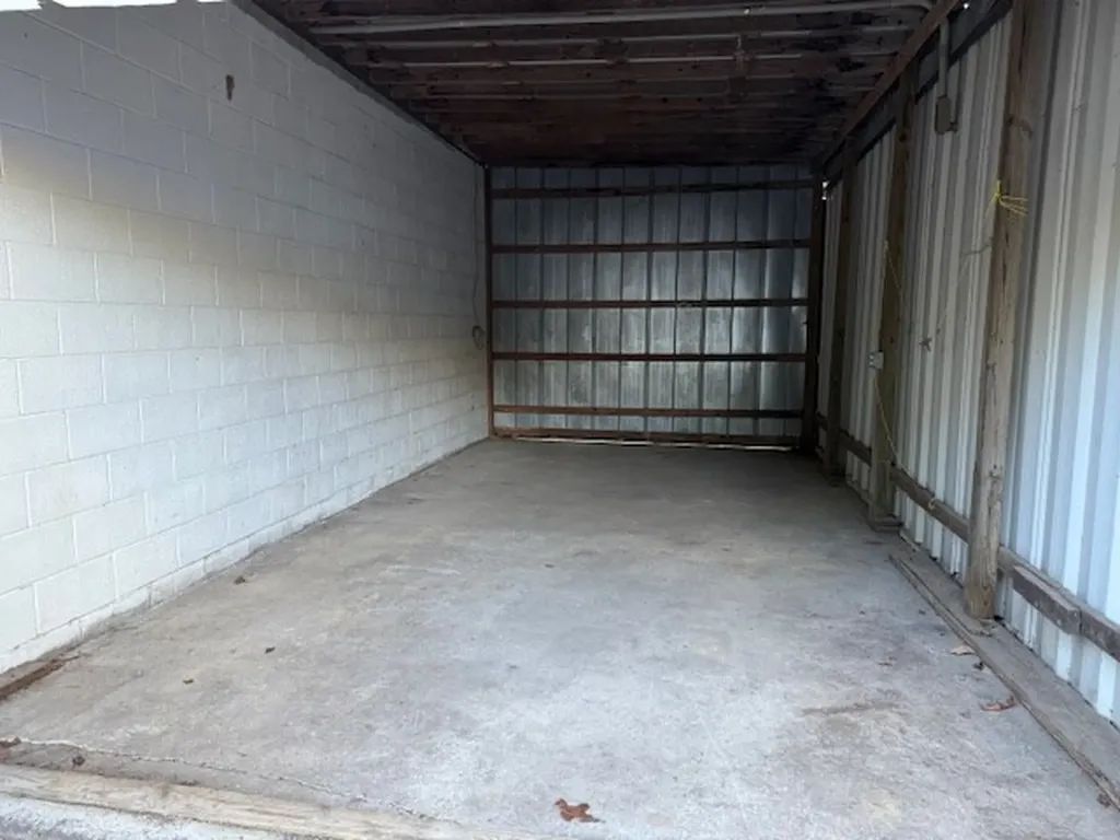 1933 W. Broad Street Cookeville TN 38501