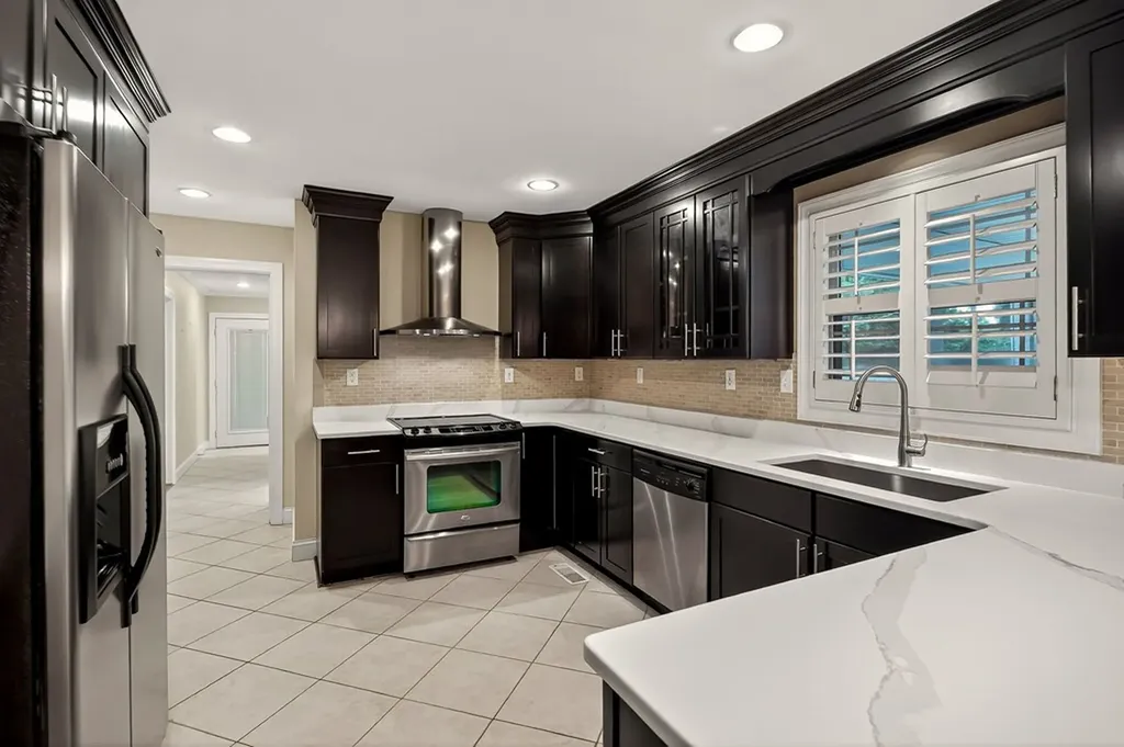 577 E 4th Street Cookeville TN 38501