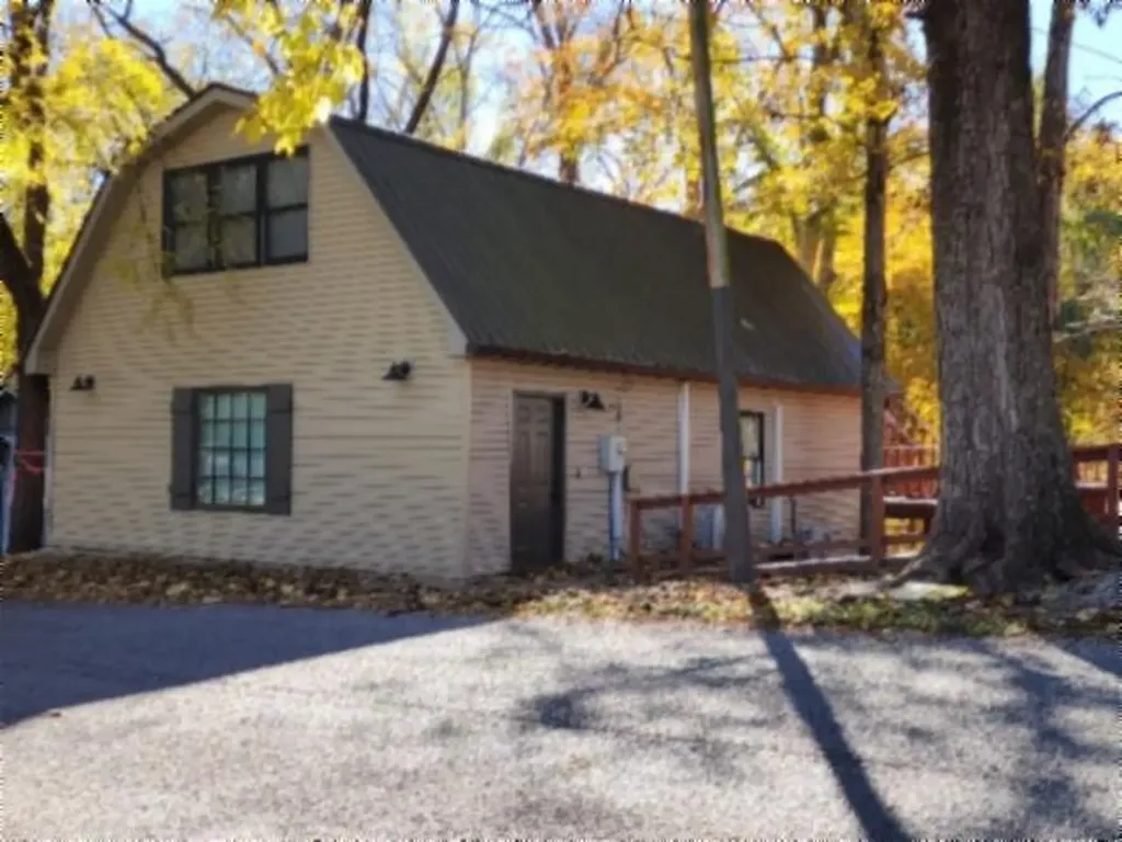 450 Cedar Hill Road Celina TN 38551