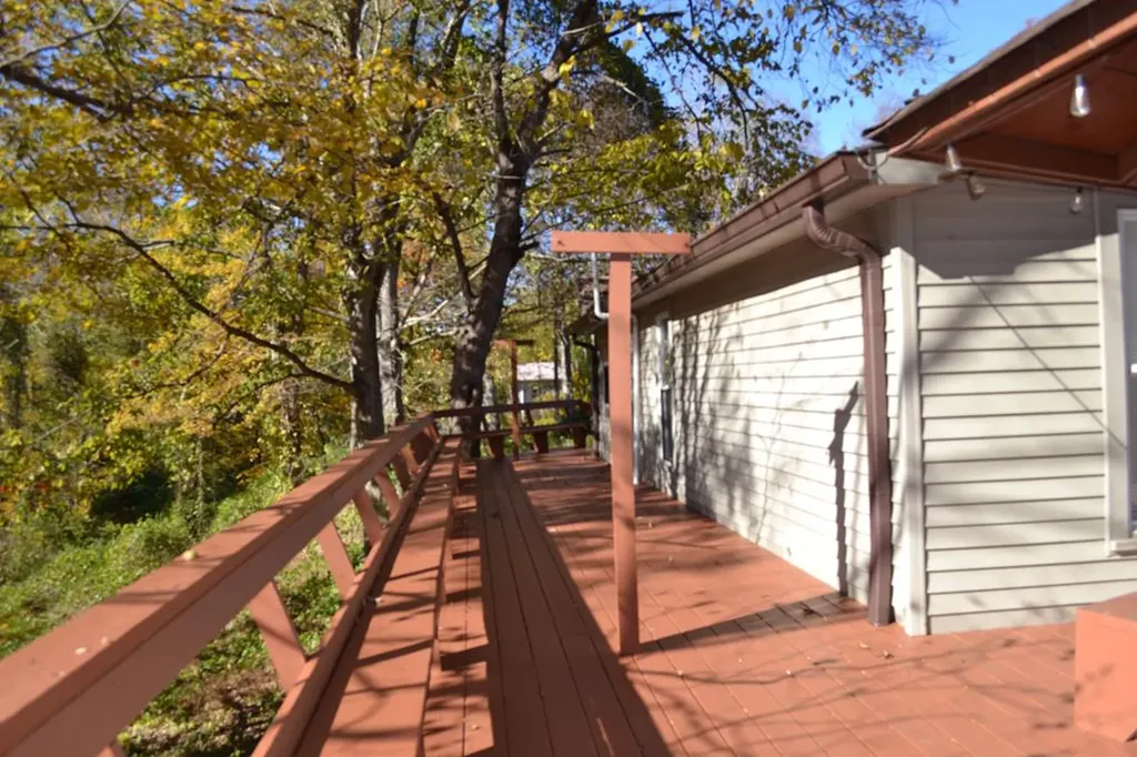 450 Cedar Hill Road Celina TN 38551