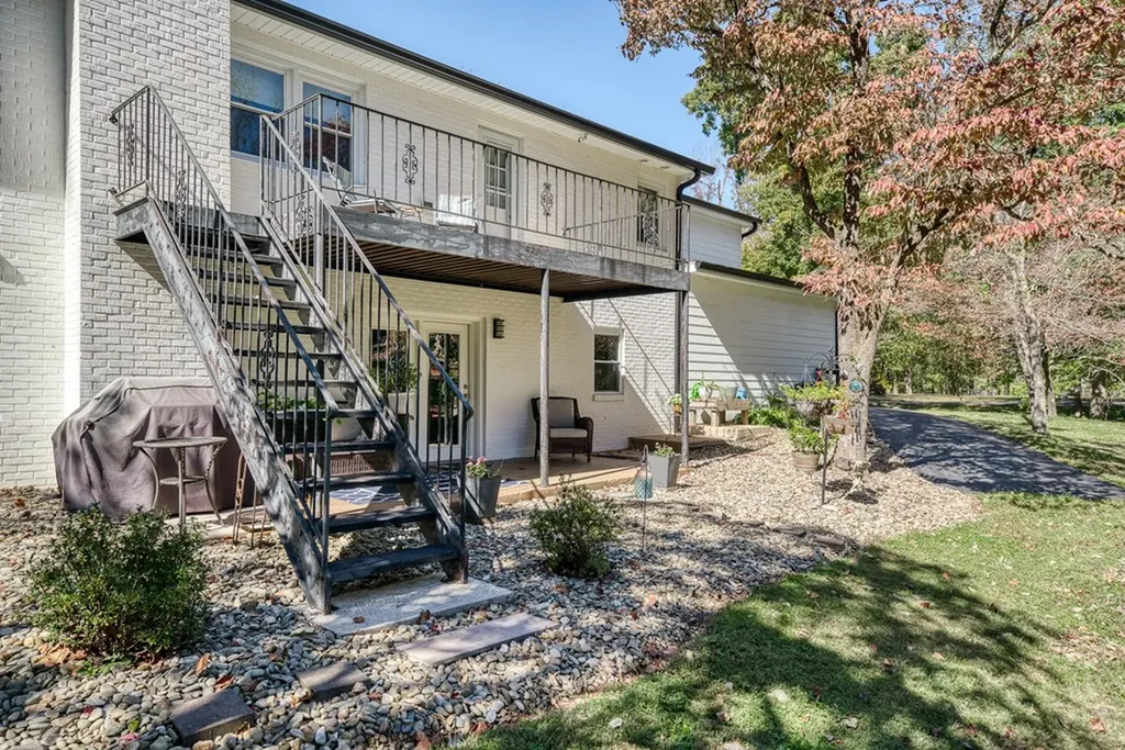 5526 Mount Herman Road Cookeville TN 38506-7044