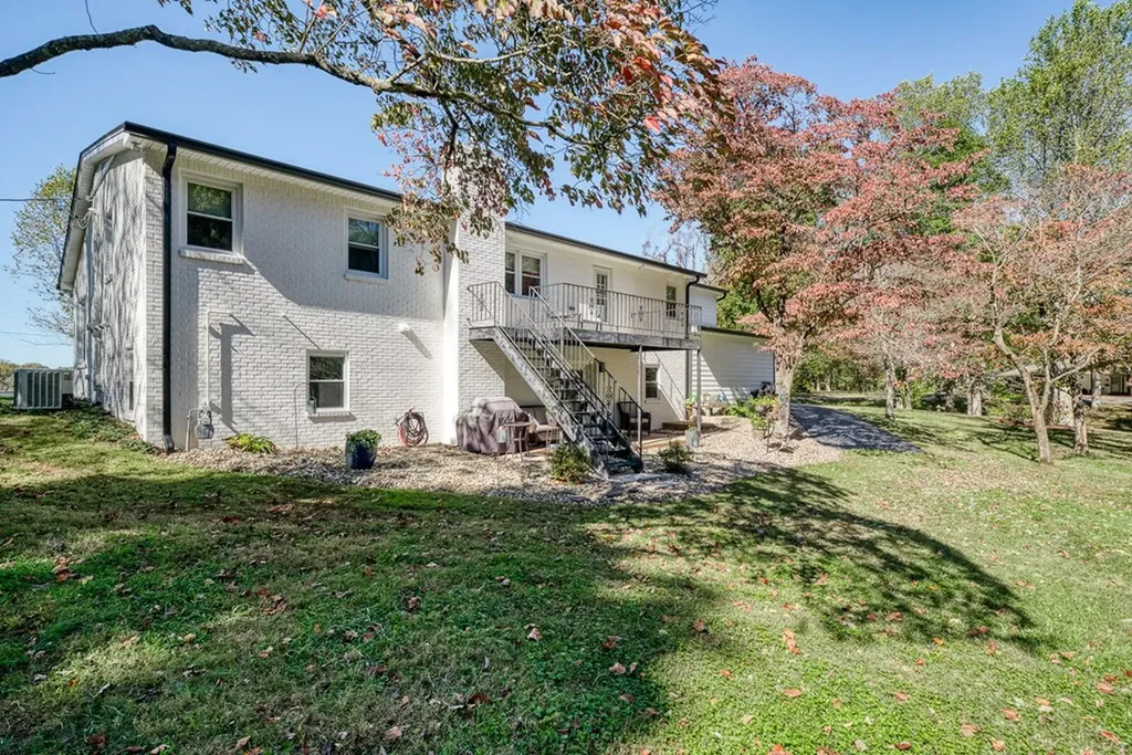 5526 Mount Herman Road Cookeville TN 38506-7044