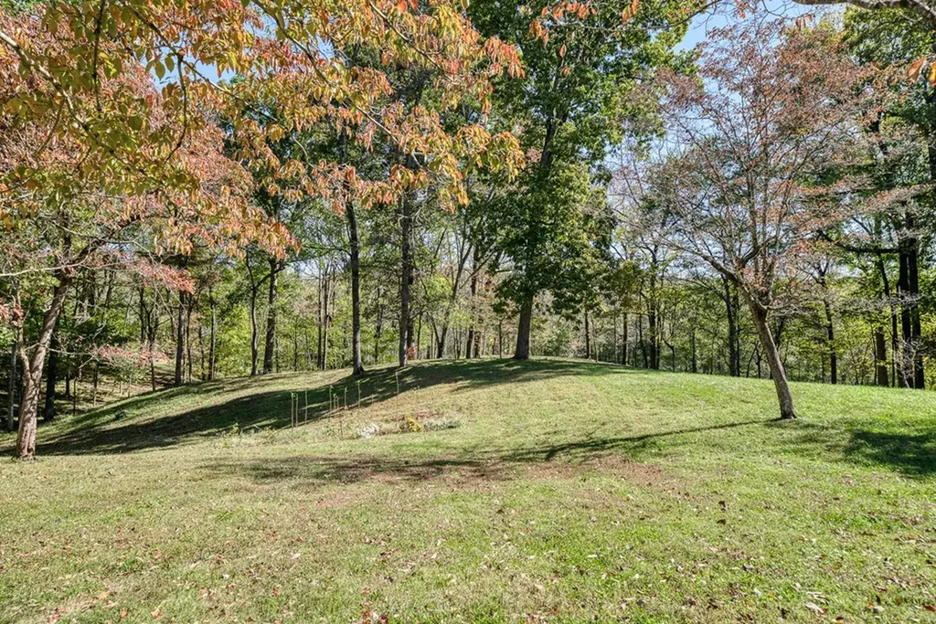 5526 Mount Herman Road Cookeville TN 38506-7044