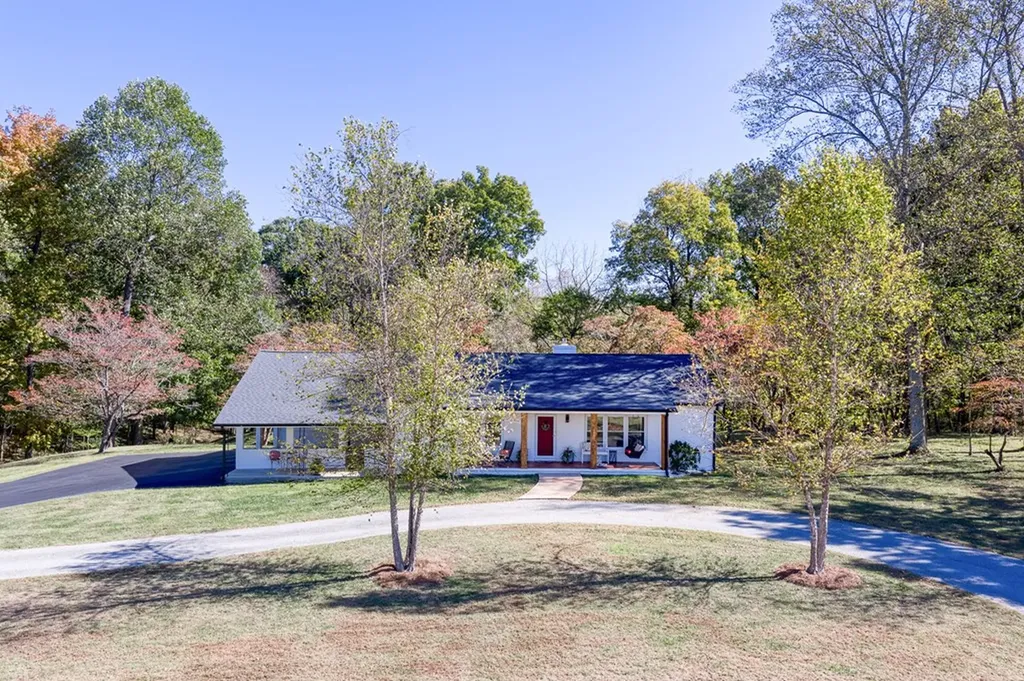 5526 Mount Herman Road Cookeville TN 38506-7044