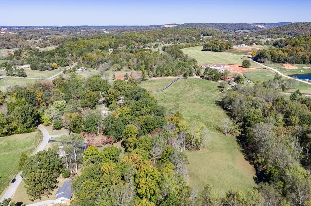 5526 Mount Herman Road Cookeville TN 38506-7044