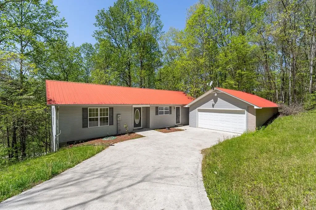 475 Lauren Lane Baxter TN 38544