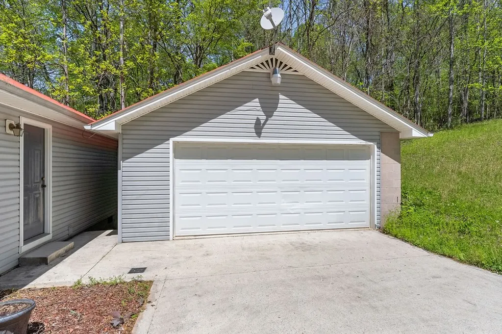 475 Lauren Lane Baxter TN 38544