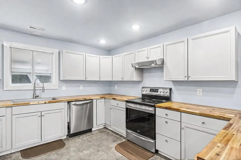 3365 Pea Ridge Road Liberty TN 37095