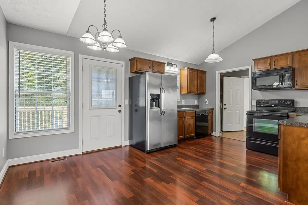 250 Luna Road Sparta TN 38583