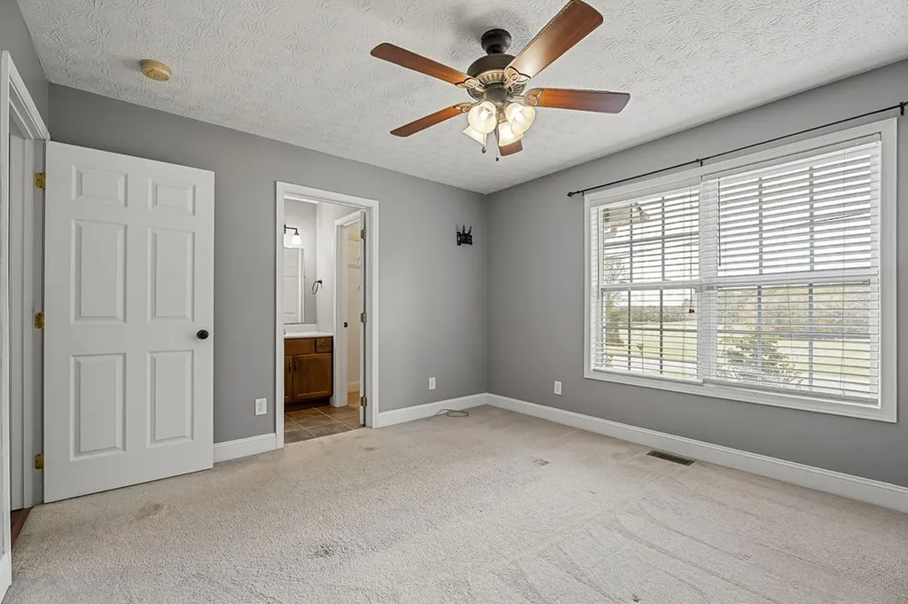 250 Luna Road Sparta TN 38583