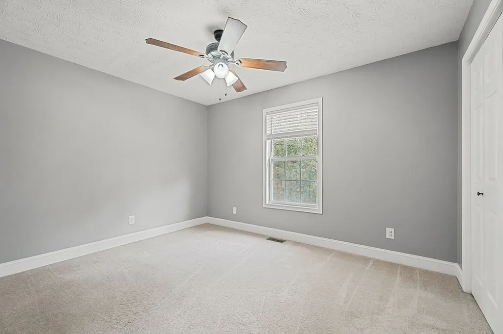 250 Luna Road Sparta TN 38583