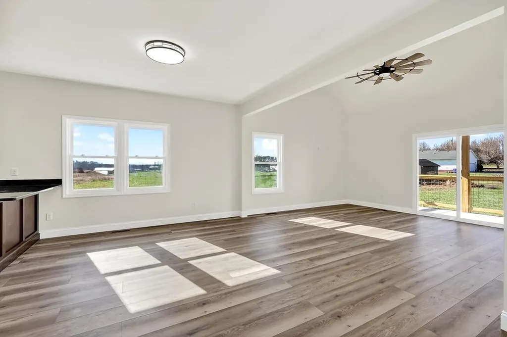 1775 Creekside Drive Cookeville TN 38506