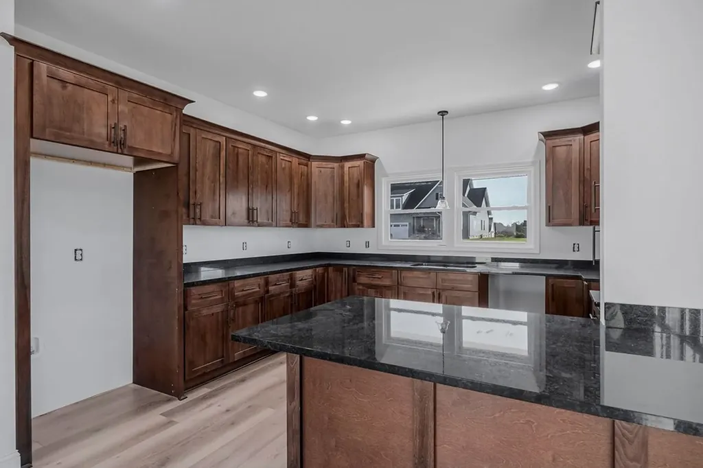 1775 Creekside Drive Cookeville TN 38506