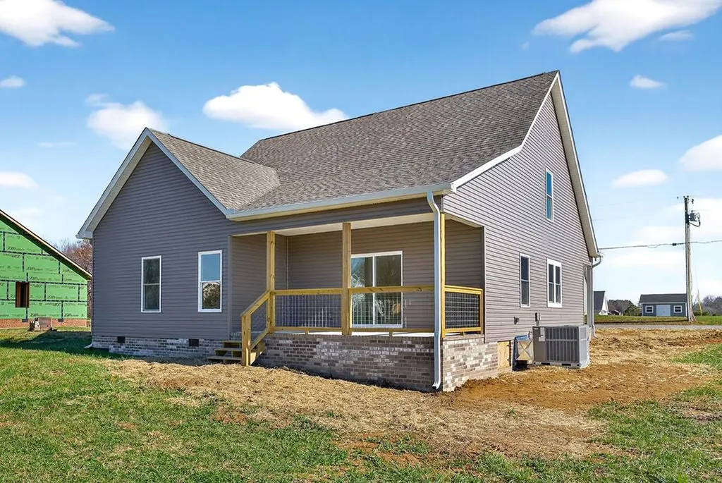 1775 Creekside Drive Cookeville TN 38506