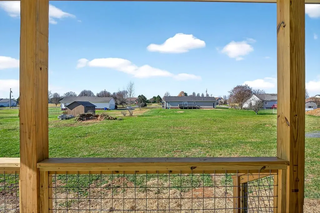 1775 Creekside Drive Cookeville TN 38506