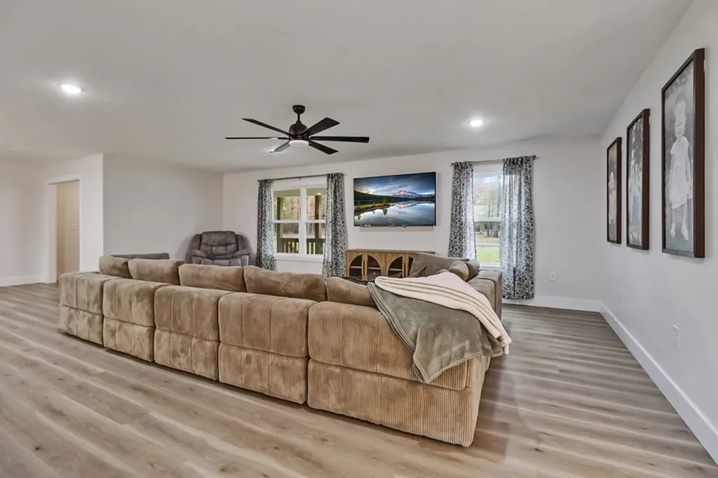 172 Creekveiw Court Jamestown TN 38556