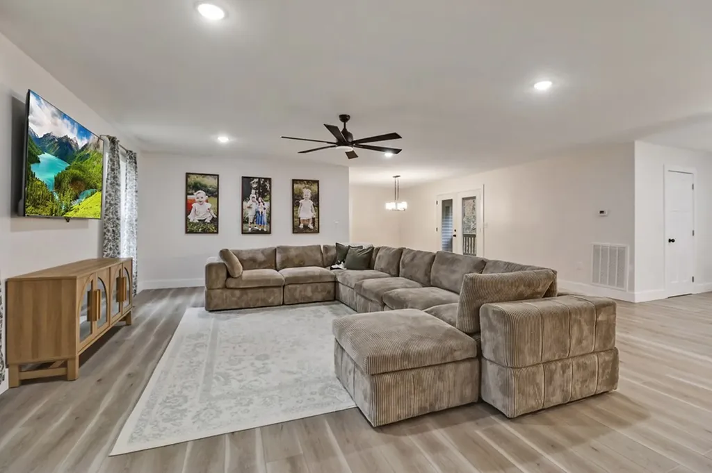 172 Creekveiw Court Jamestown TN 38556