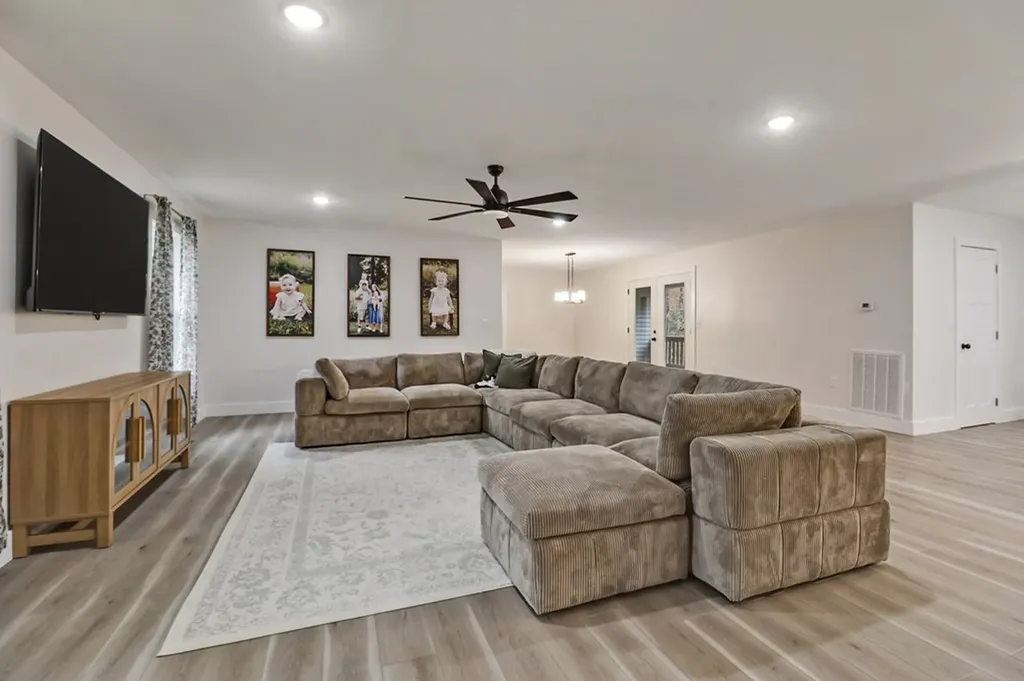 172 Creekveiw Court Jamestown TN 38556