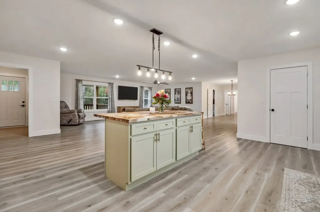 172 Creekveiw Court Jamestown TN 38556