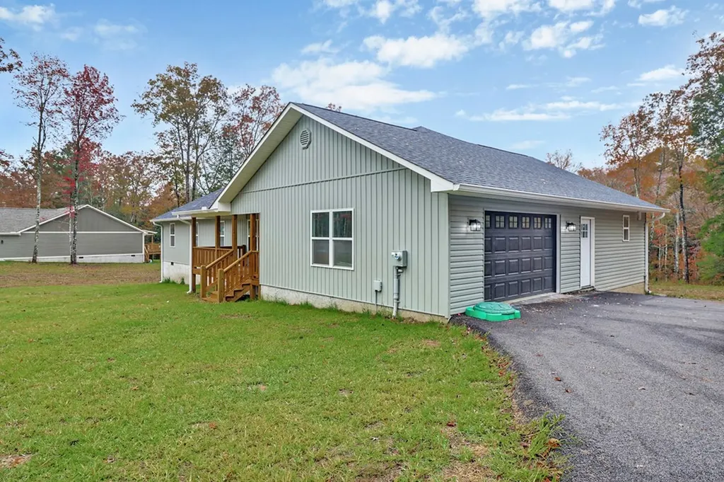 172 Creekveiw Court Jamestown TN 38556