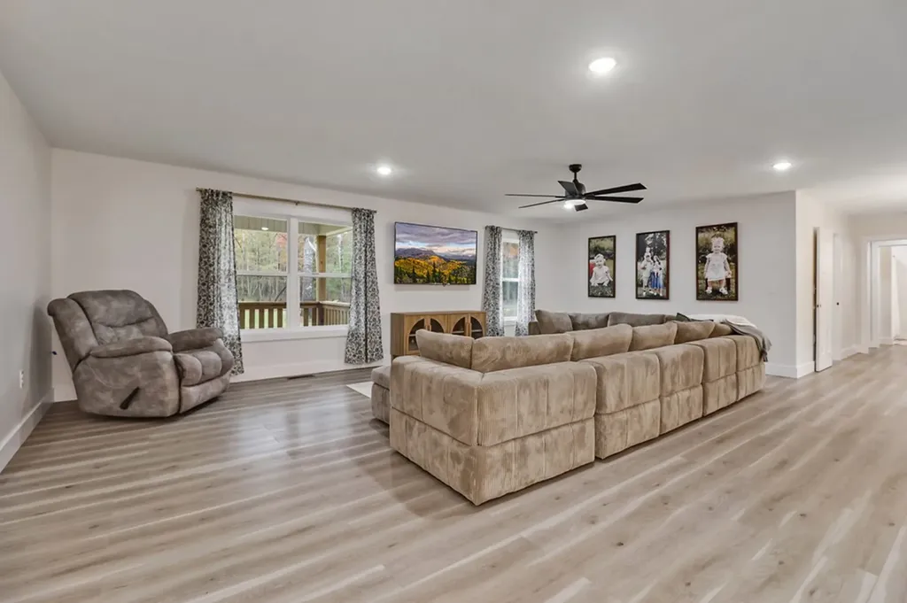 172 Creekveiw Court Jamestown TN 38556