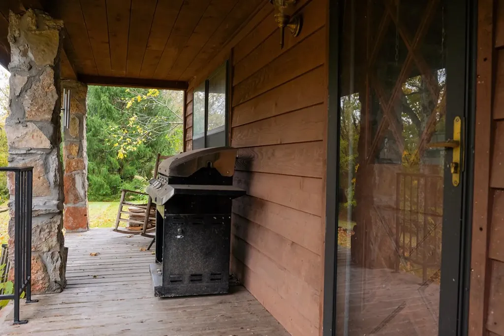 3045 Gladdice Highway Gainesboro TN 38562