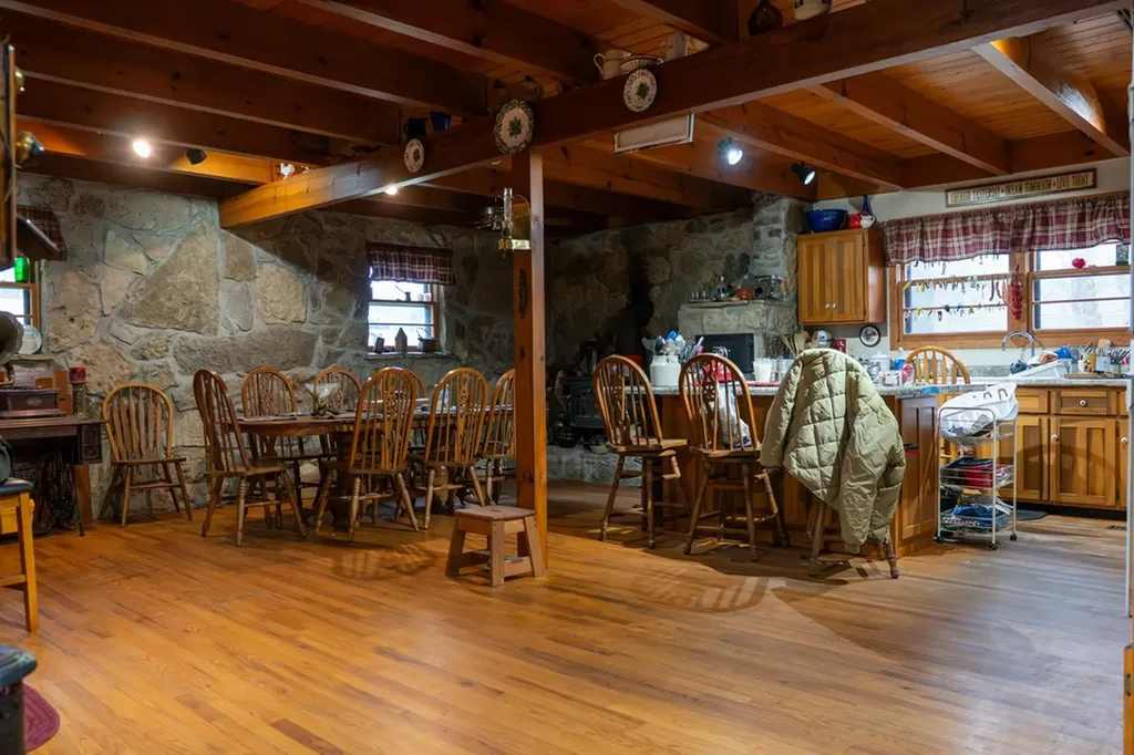 3045 Gladdice Highway Gainesboro TN 38562