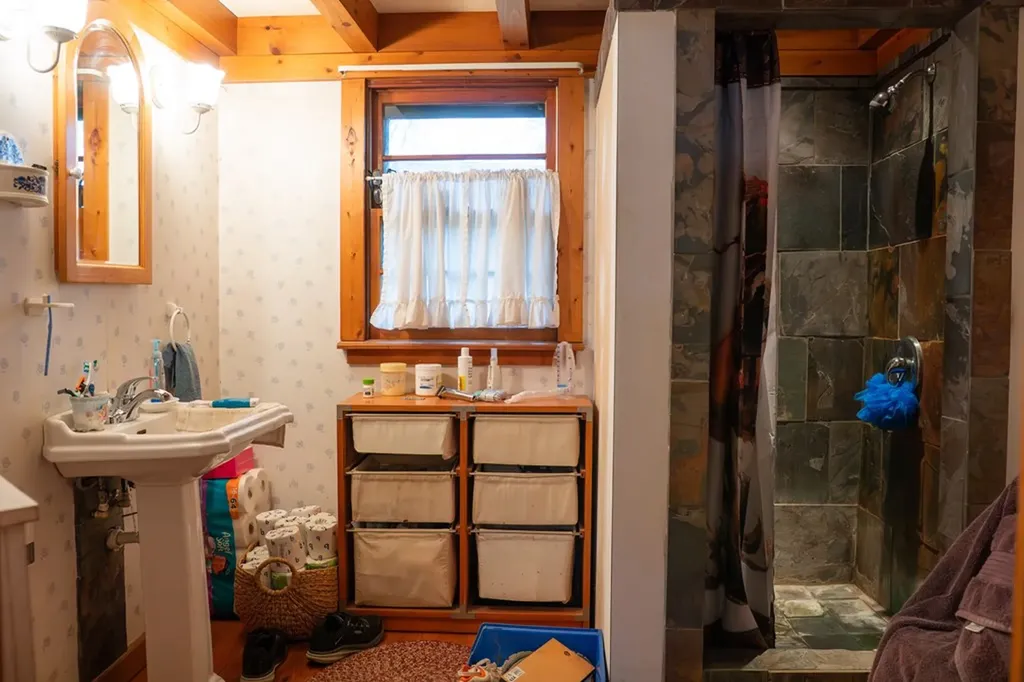 3045 Gladdice Highway Gainesboro TN 38562