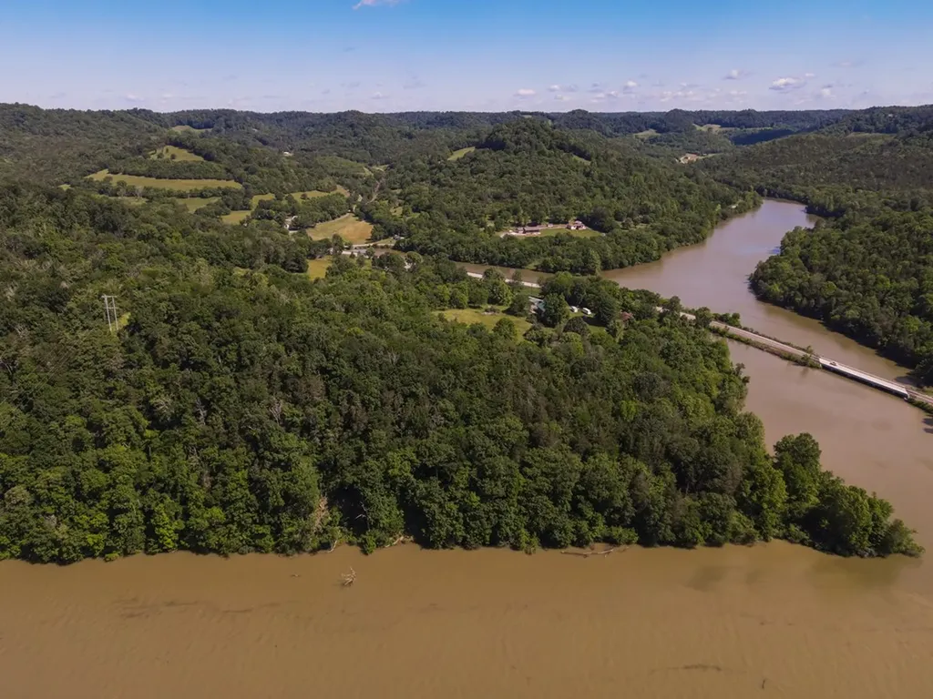 3045 Gladdice Highway Gainesboro TN 38562