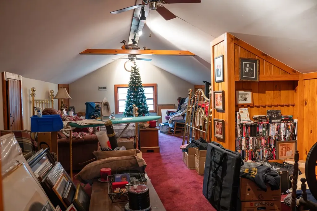 3045 Gladdice Highway Gainesboro TN 38562