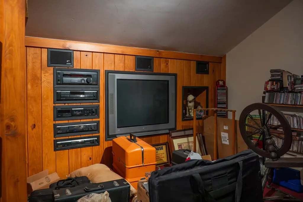 3045 Gladdice Highway Gainesboro TN 38562