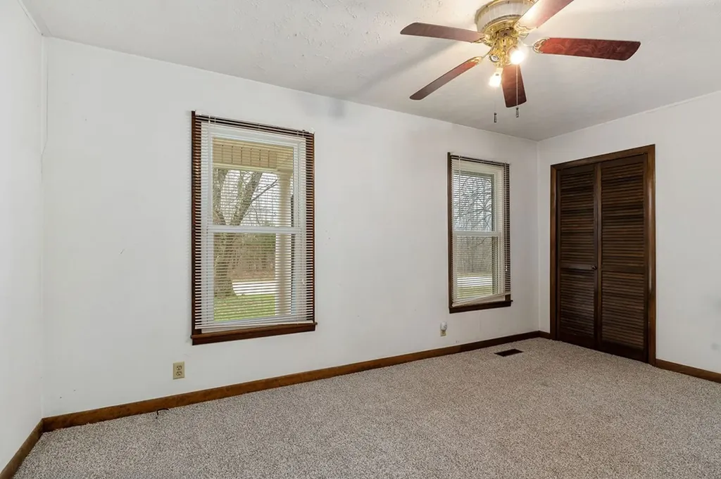 1385 York Highway Gainesboro TN 38562