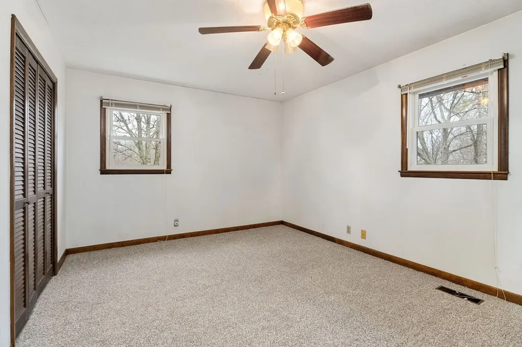 1385 York Highway Gainesboro TN 38562