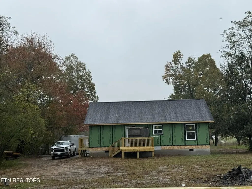 204 Garrett Street Jamestown TN 38556