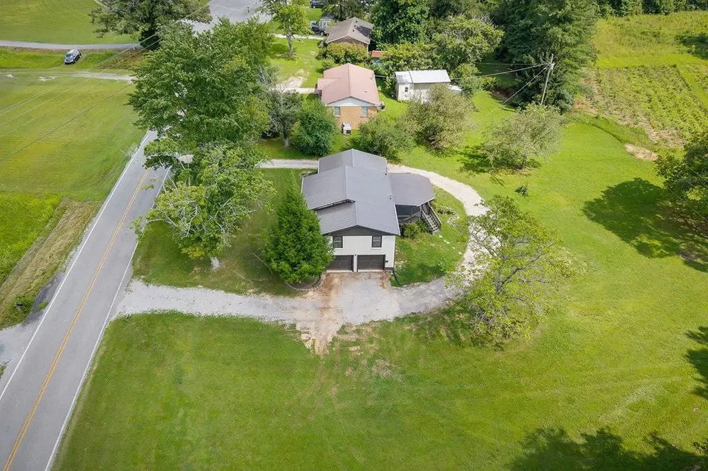 2281 Short Mountain Road Mcminnville TN 37110