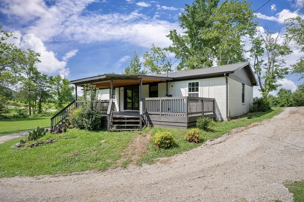 2281 Short Mountain Road Mcminnville TN 37110